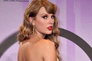 Definitivní konec přátelství: Taylor Swift na svatbě nechtěla svou stejně slavnou kamarádku. Ta je prý „fakt nas*aná“ - Super.cz